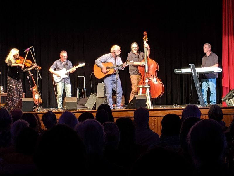 Community Activities Catered Toward Retirees