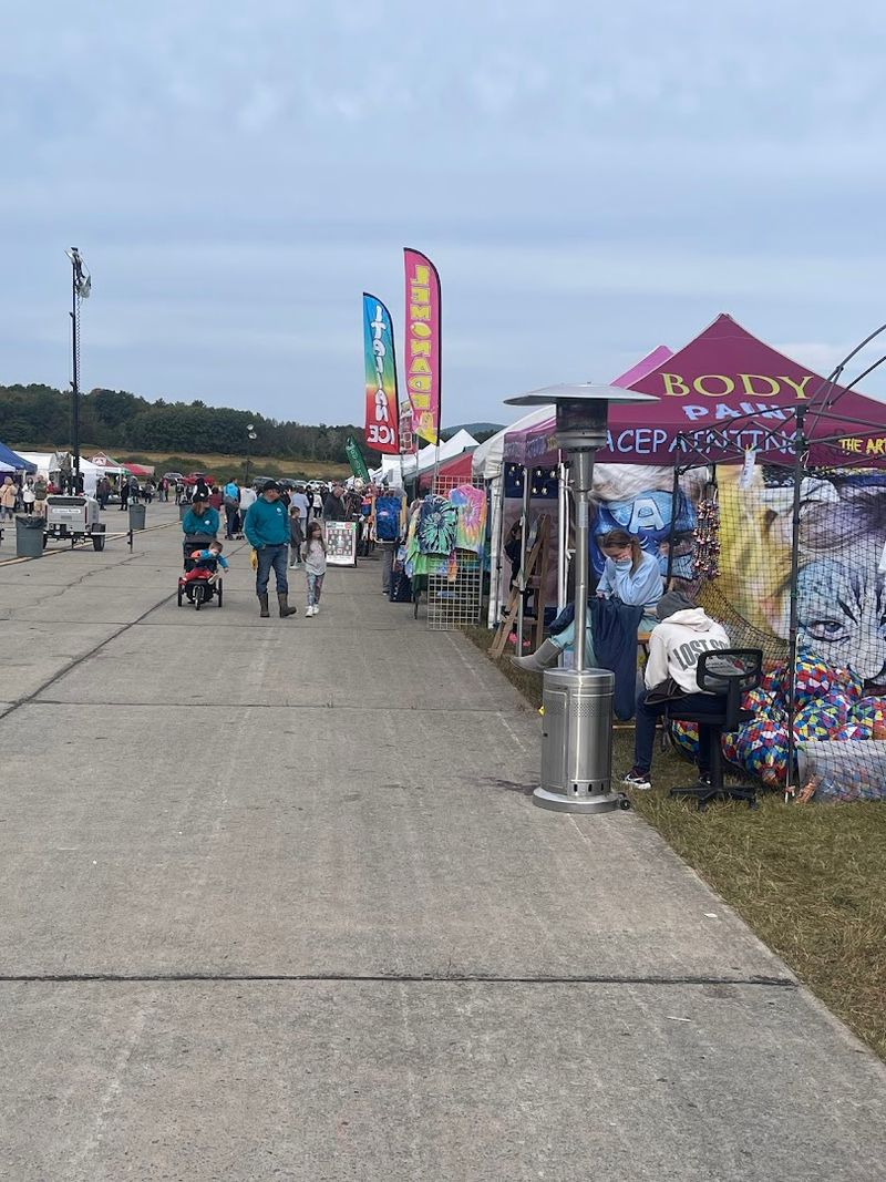 Vendors, Crafts, And All The Good Stuff