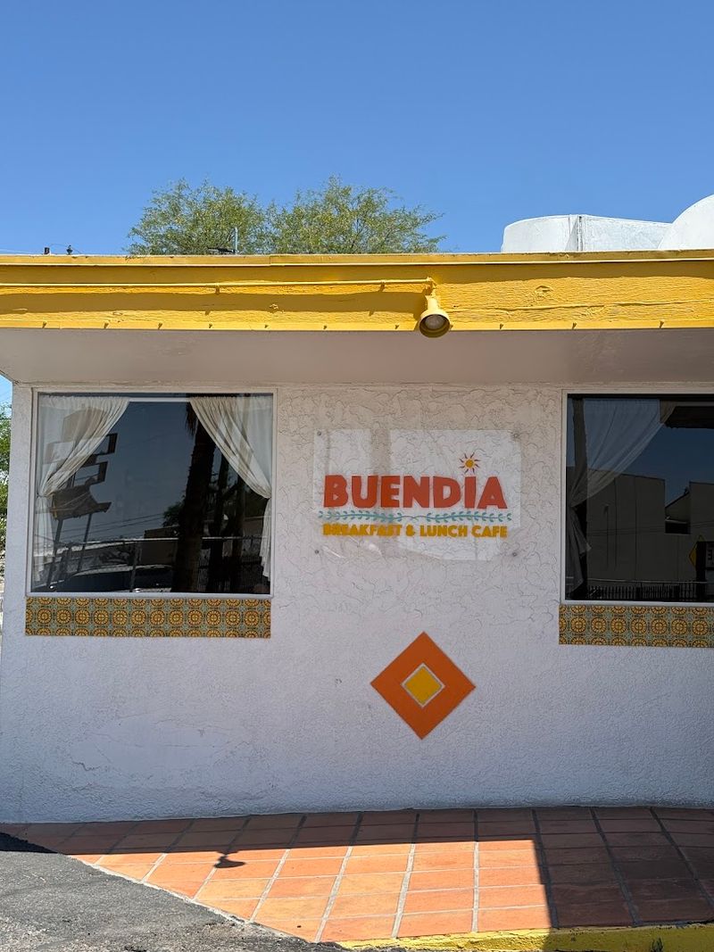 Buendia Breakfast & Lunch Cafe
