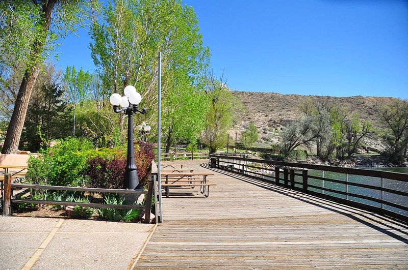 How To Choose Peaceful Living Environments