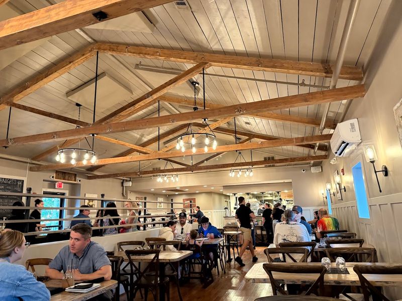 Union Straw, Foxborough