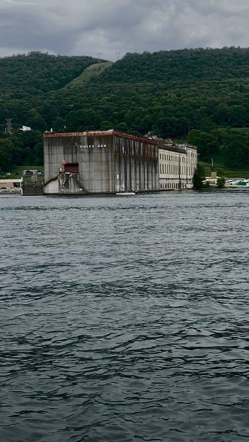 The Historic Hales Bar Dam And Its Fascinating Story