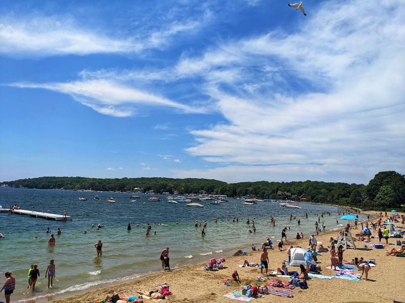 Riviera Beach Brings Classic Lake-Day Energy