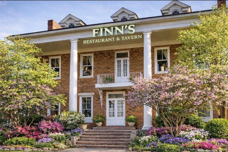 Finn's Restaurant & Tavern, Knoxville