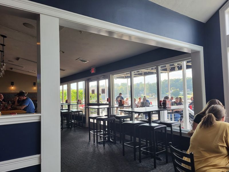 Service That Keeps Pace With The Relaxed Atmosphere