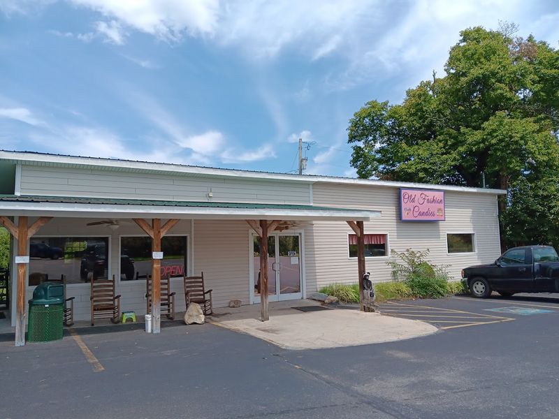 Carver's Applehouse Restaurant, Cosby