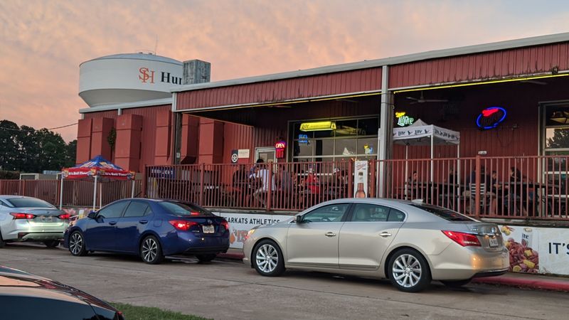 The Big E-Z Crawfish And Oyster Bar