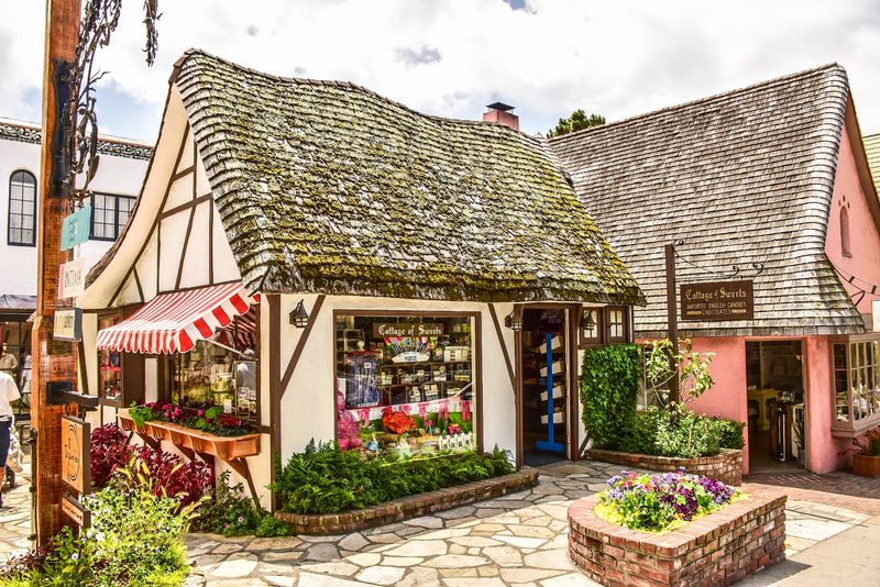 Cottage Of Sweets