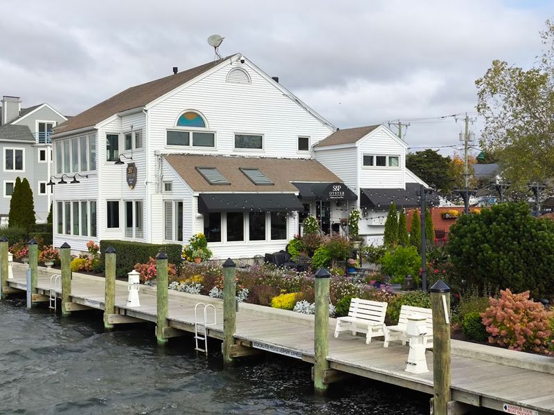 S&P Oyster Restaurant And Bar