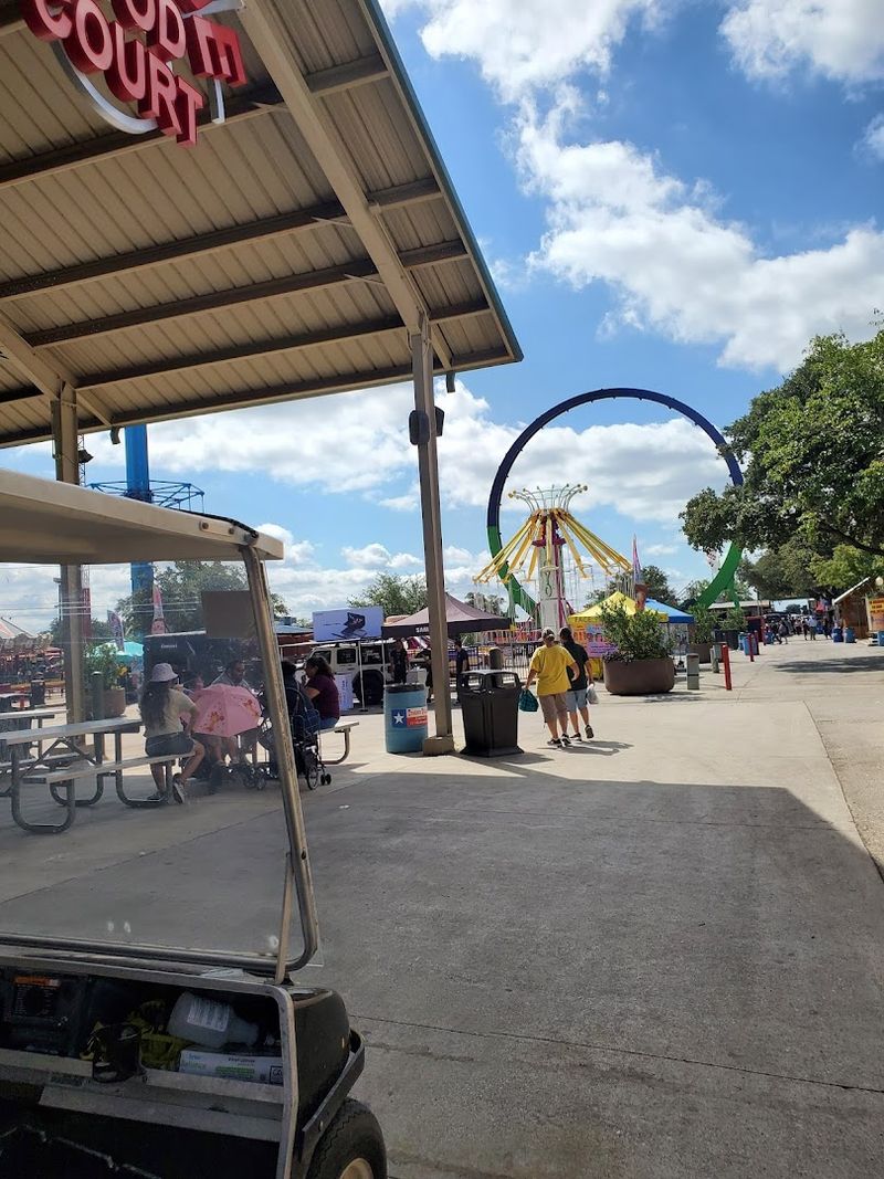 Food Vendors Are Everywhere And Hard To Ignore