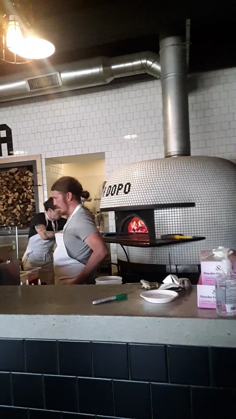 A Dopo Sourdough Pizza, Knoxville