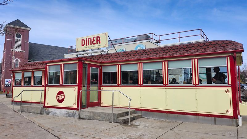 Swan Street Diner