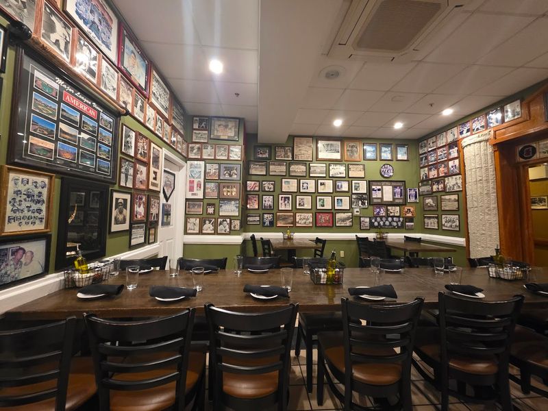 Angelo's Fairmount Tavern