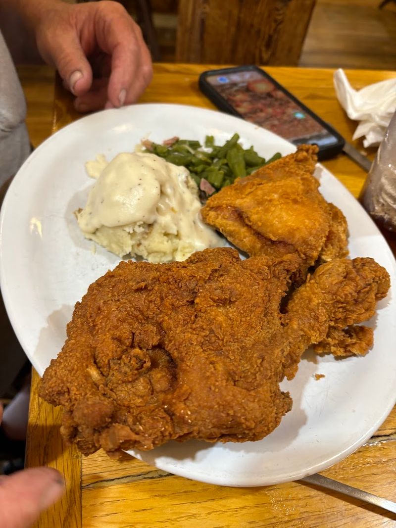 Hand-Breaded Fried Chicken Worth Planning Your Trip Around