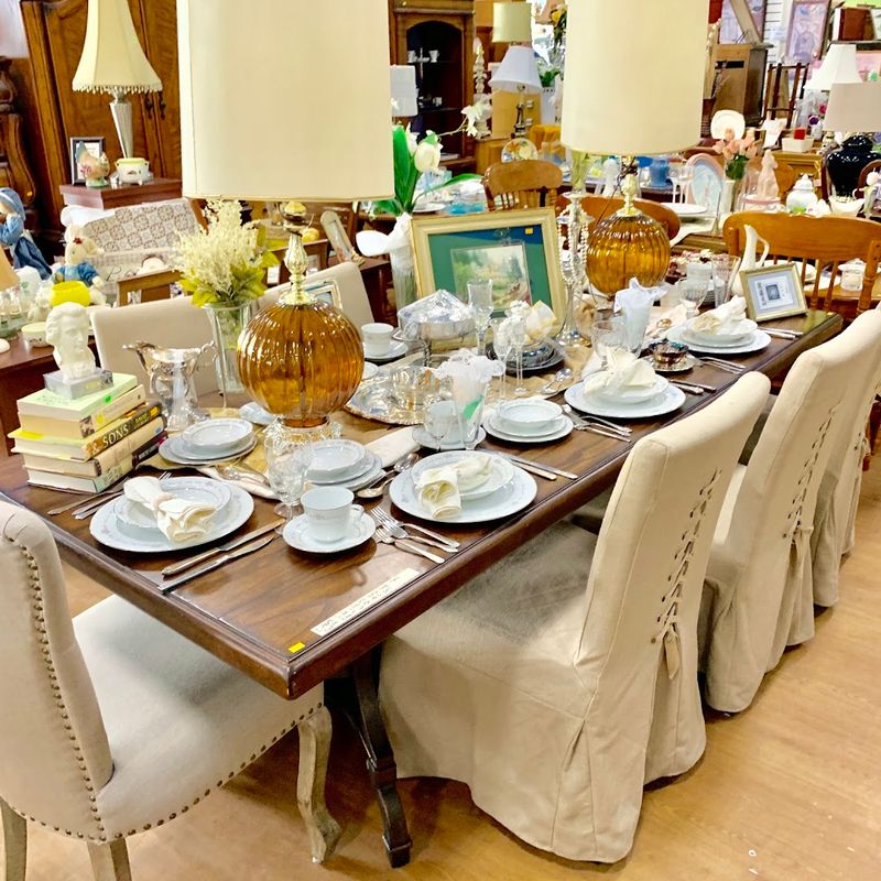 Decor Deals That Catch Your Eye