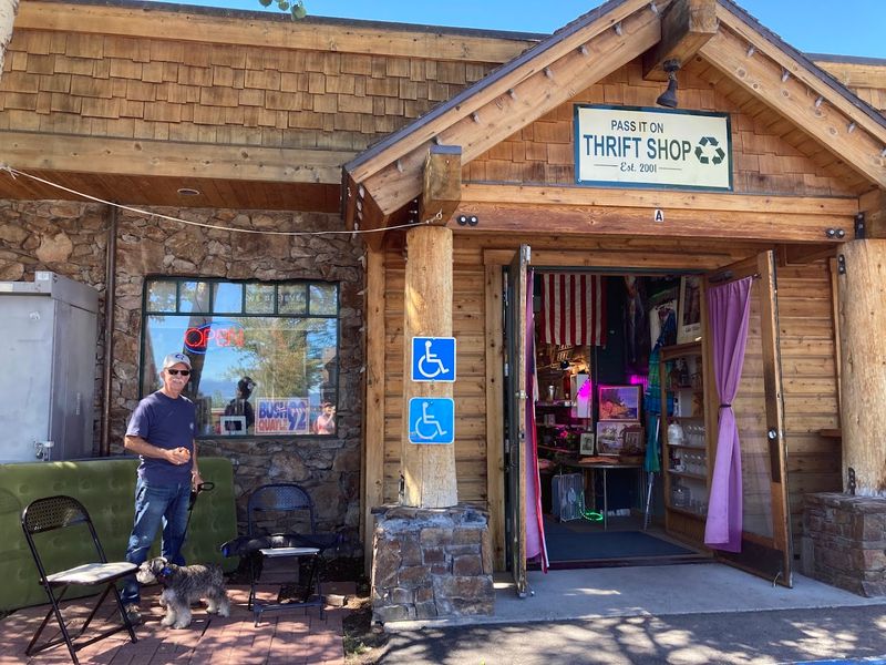 Pass It On Thrift, Tahoe City