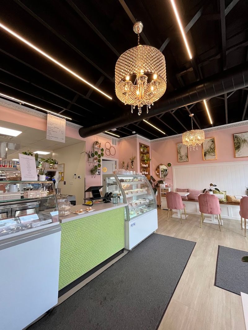 A Pretty Café Setting Makes It Feel Road-Trip Worthy