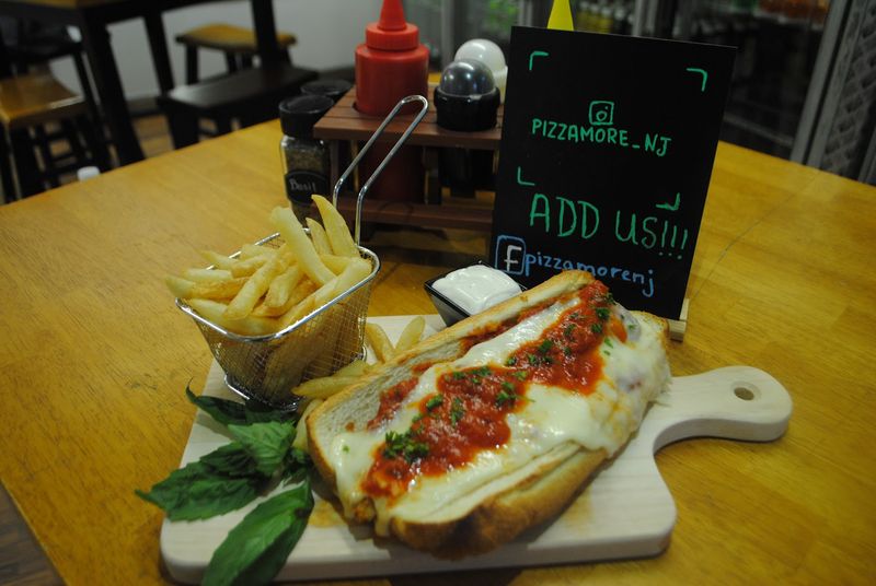 Pairing Meatball Sandwiches With Side Dishes