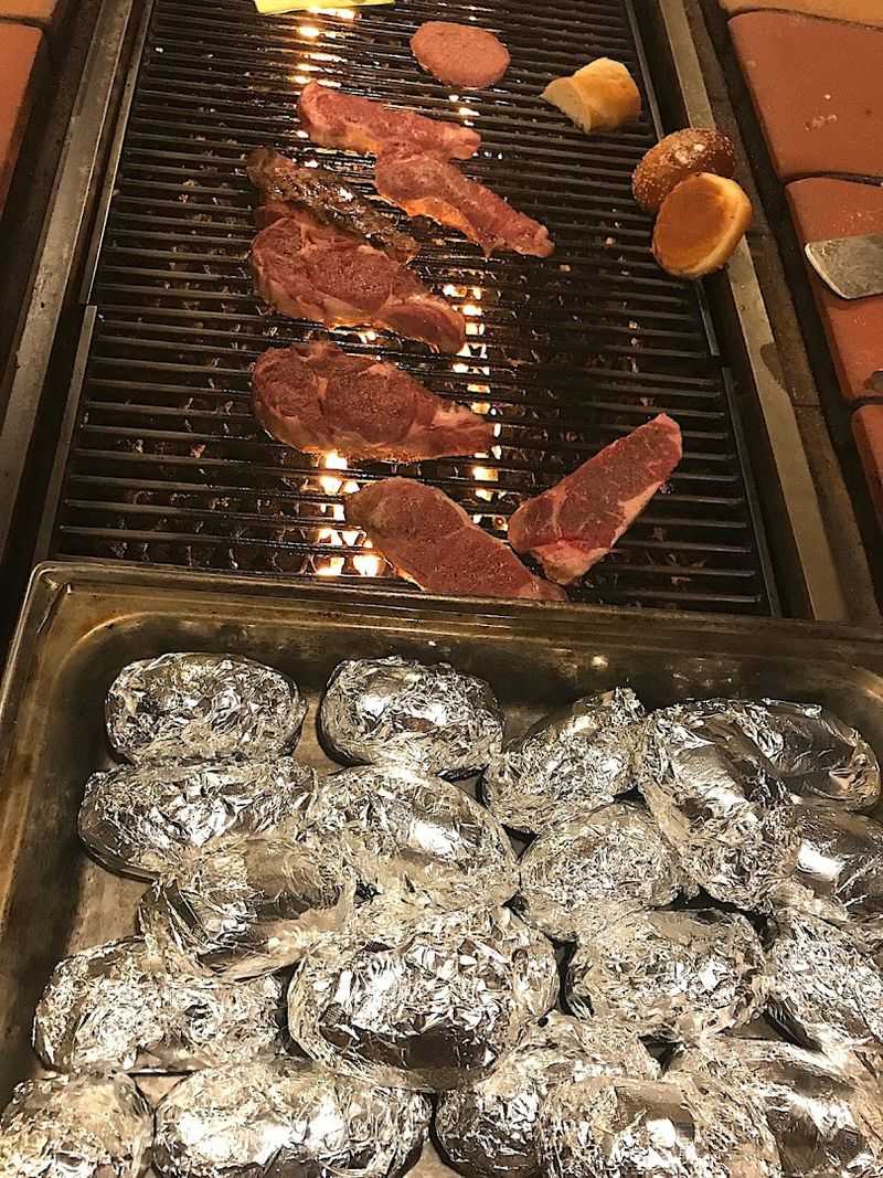 Tips For Serving Steaks To Impress Guests