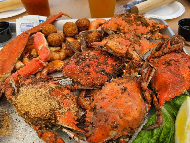 Tim's At Lake Anna Restaurant & Crabhouse