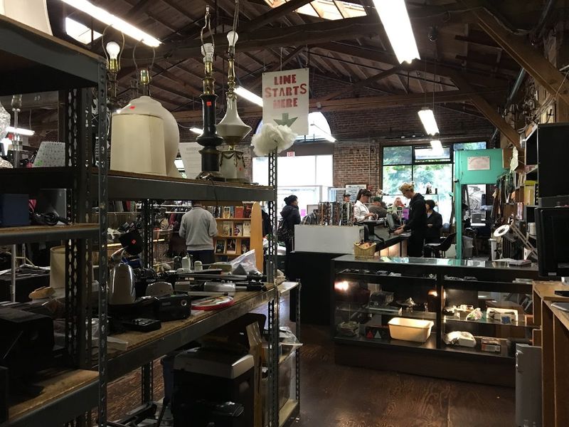 Community Thrift Store, San Francisco