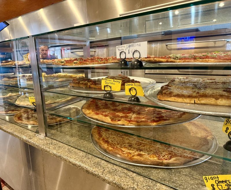 Eddie And Sam's N.Y Pizza