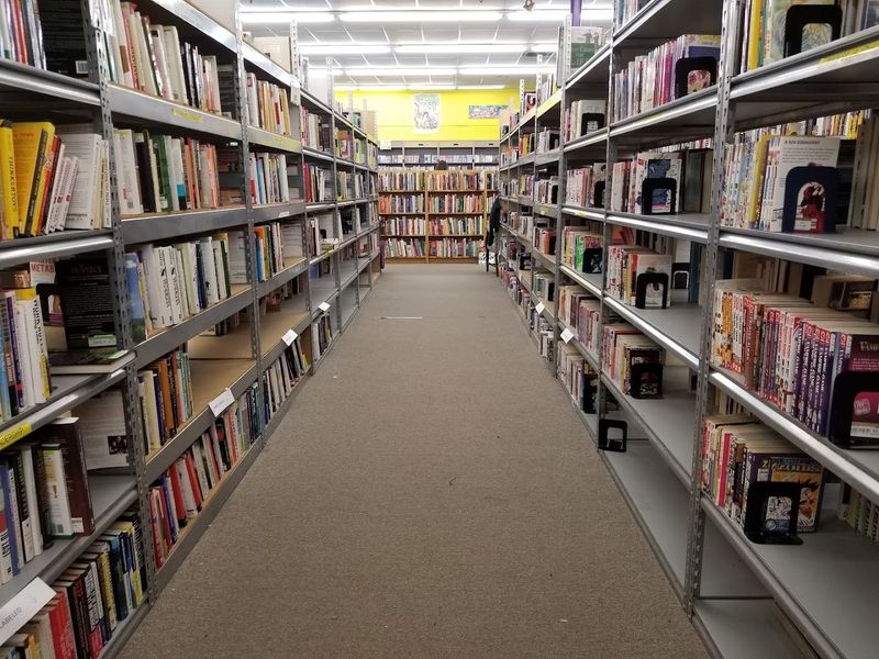 Selling Your Old Books Here Is Surprisingly Simple
