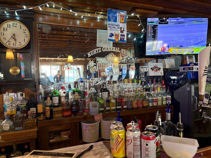 Cold Drinks And Hot Food Keep The Place Feeling Classic