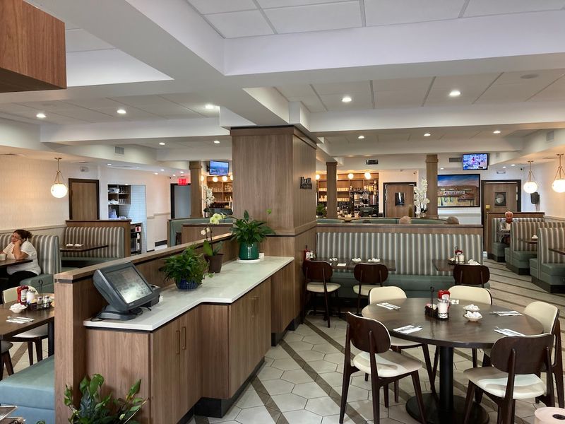 Mitchell's Diner