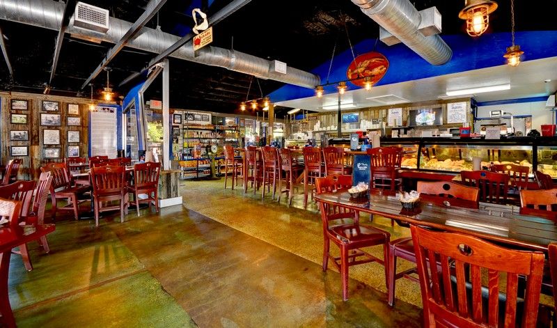 Walt's Fish Market Restaurant