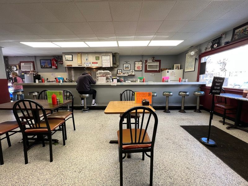 Lincoln Street Diner