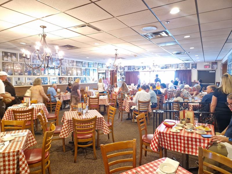 Chef's Restaurant