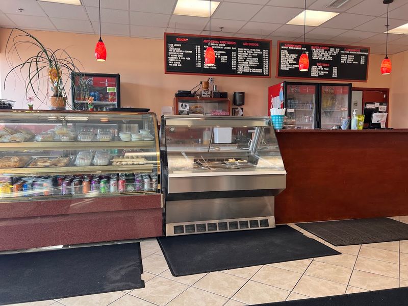 Brisas, Worcester