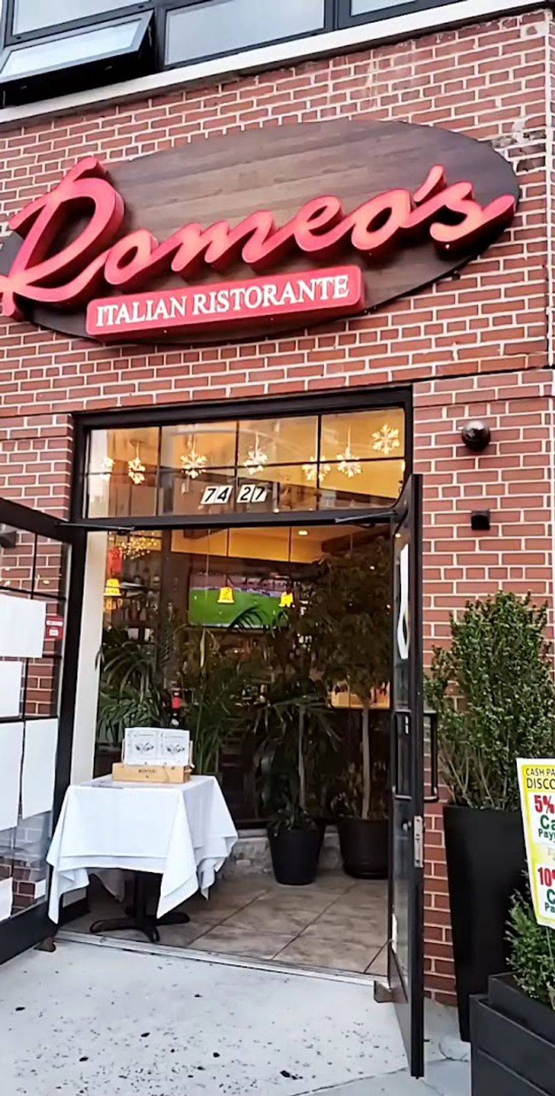 Romeos — Because Every Great Food Block Needs A Great Italian Spot