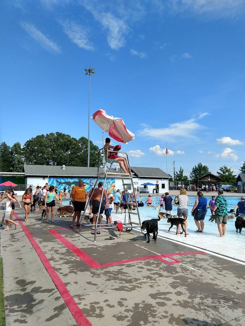Lifeguards Who Take Their Responsibility Seriously
