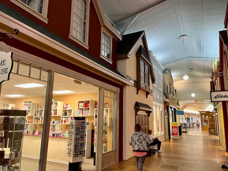 The Outlets At Lake George
