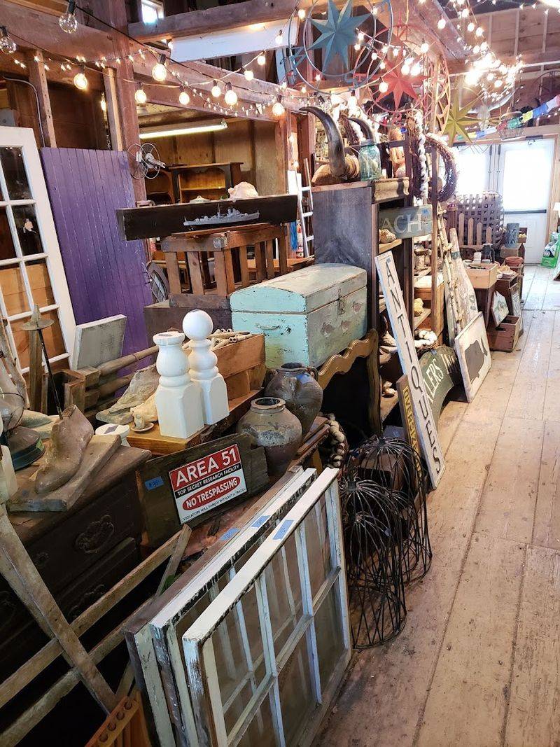 The Merchandise Mix That Keeps Collectors Coming Back