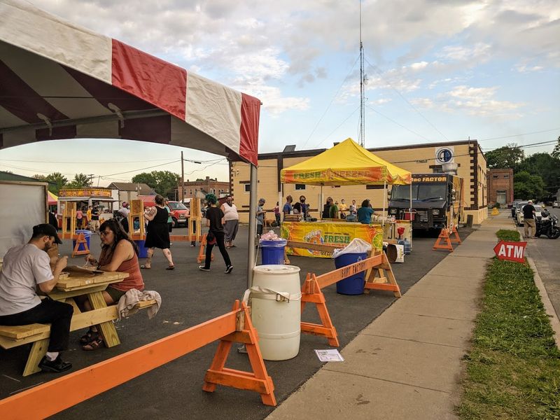 Thursday Market And Food Truck Corral At The Shirt Factory