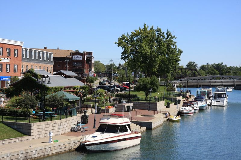 Food Truck Thursdays At Gateway Harbor