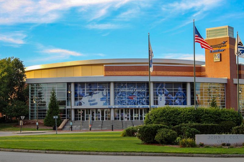 Tsongas Center, Lowell