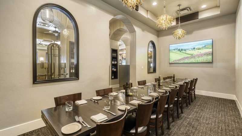 The Location Near The Strip Gives Visitors A Better Alternative To Casino Dining