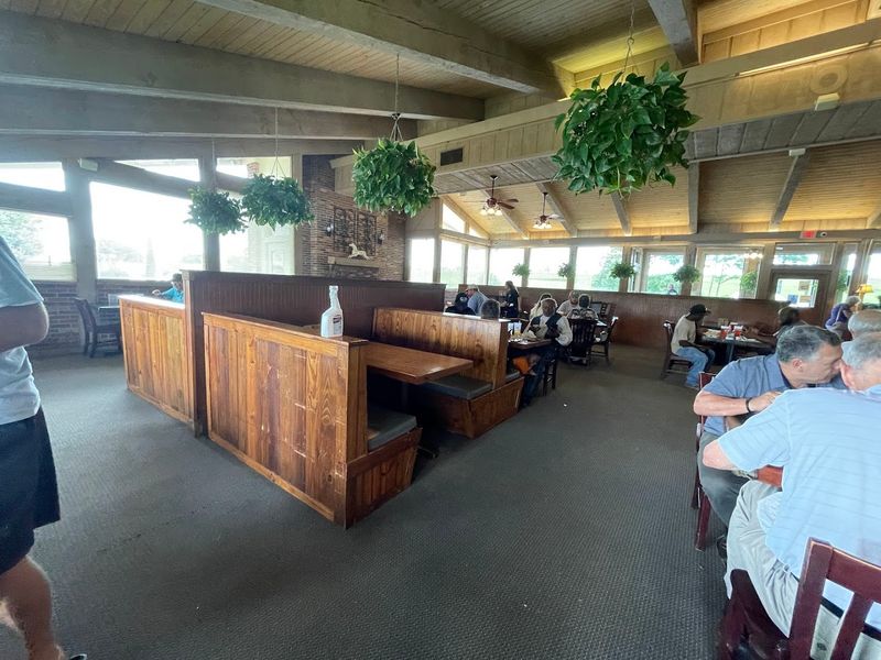 A Family-Friendly Atmosphere That Feels Unhurried
