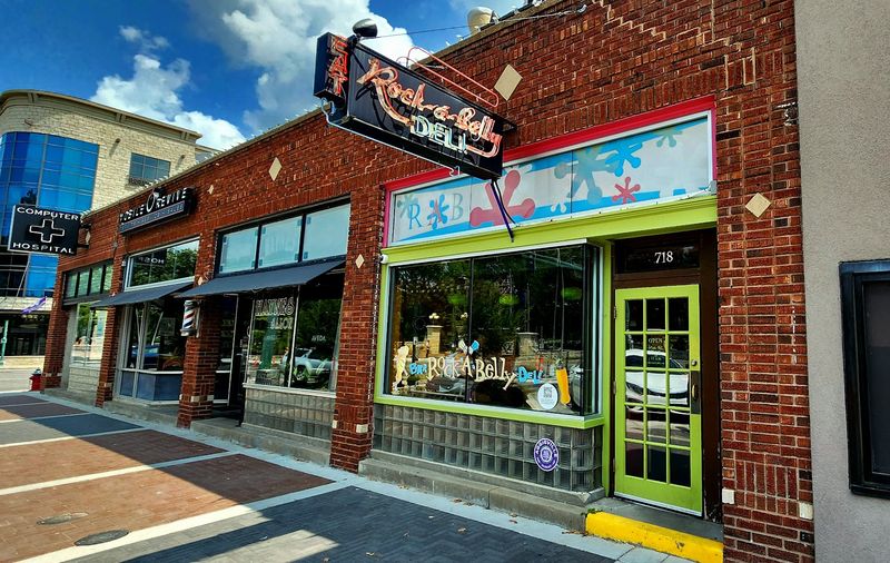 A Neighborhood Location That Adds To The Experience