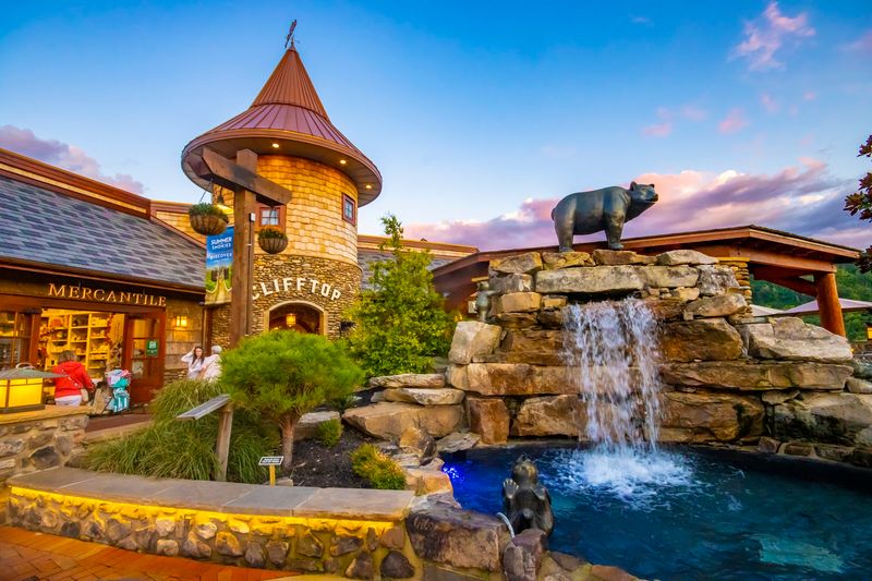Cliff Top Restaurant At Anakeesta, Gatlinburg