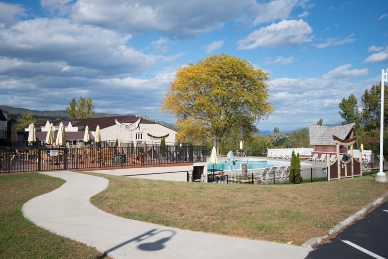 Outdoor Spaces That Invite You To Slow Down