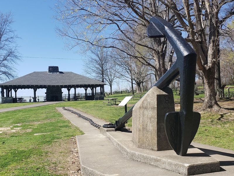 Columbus-Belmont State Park, Columbus