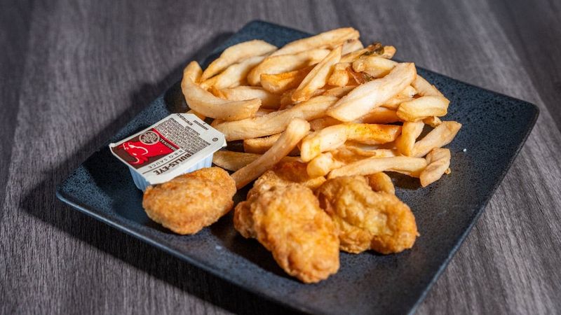 Where Crispy Chicken Fans Know To Go