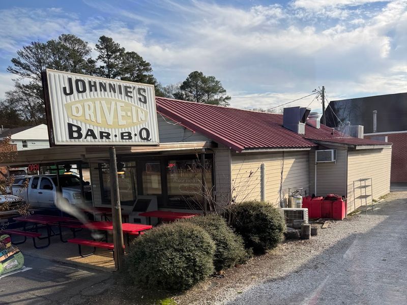 Johnnies Drive In