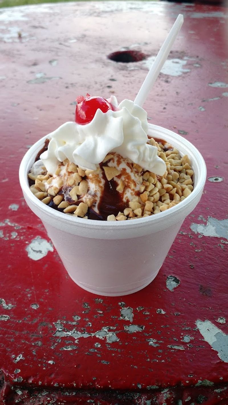 The Frozen Treats That Make This Stop Feel Like Summer