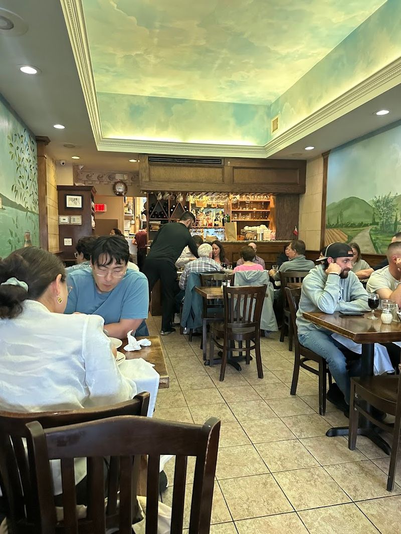 This Is What A Real Neighborhood Italian Restaurant Looks Like Inside